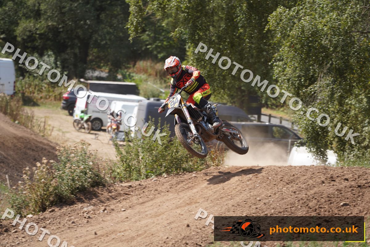Berm Components - STC20 Private Hire DSC02299