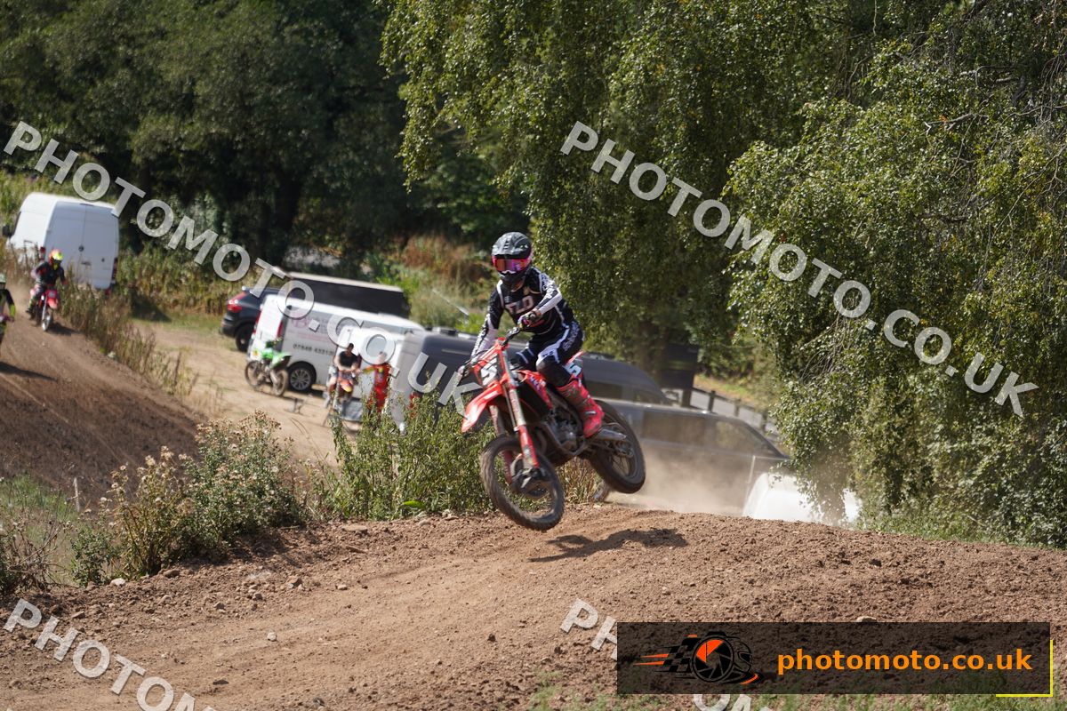 Berm Components - STC20 Private Hire DSC02253